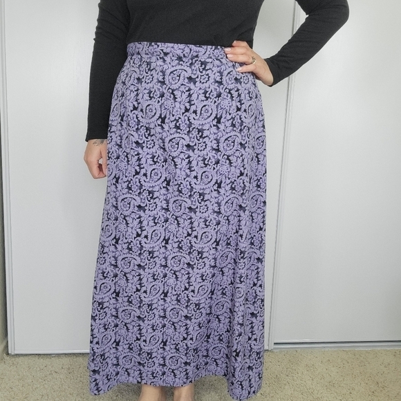 Fitting Image Vintage 90s Paisley Maxi lightweight Skirt‎ size 18 A-Line - Picture 3 of 12